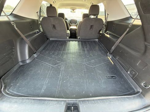 Used 2019 Chevrolet Traverse LT AWD/4WD image 14