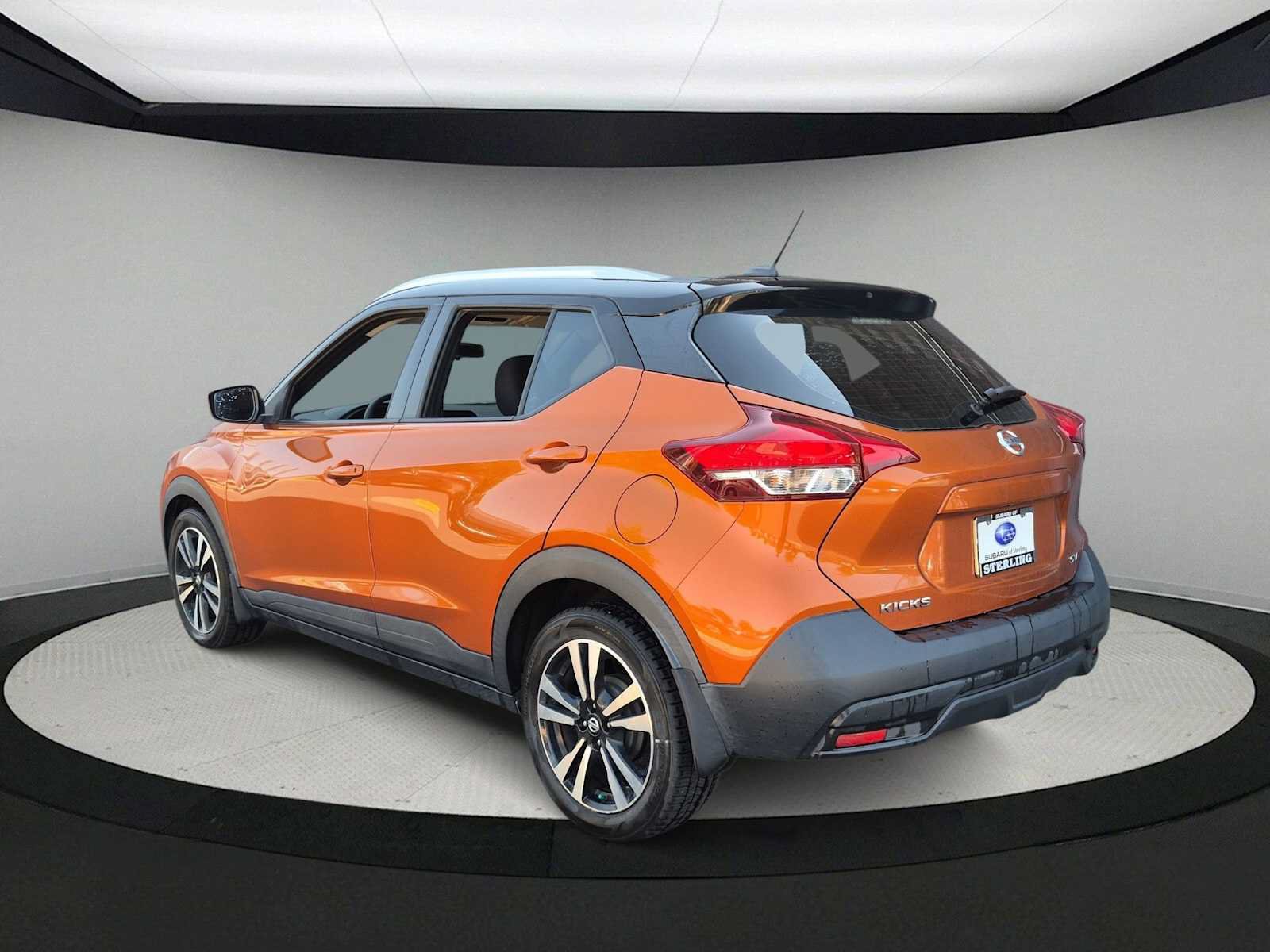 Used 2019 Nissan Kicks SV FWD image 6