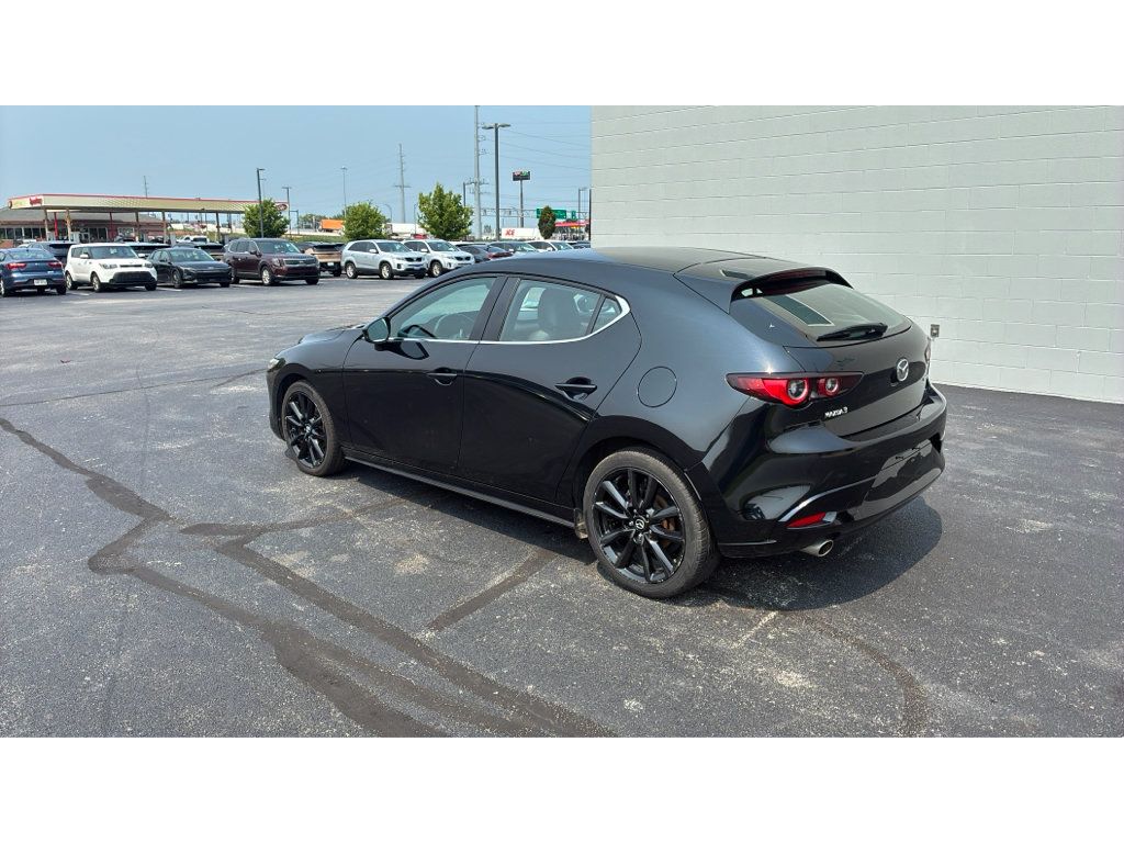 Used 2024 MAZDA MAZDA3 s FWD image 5