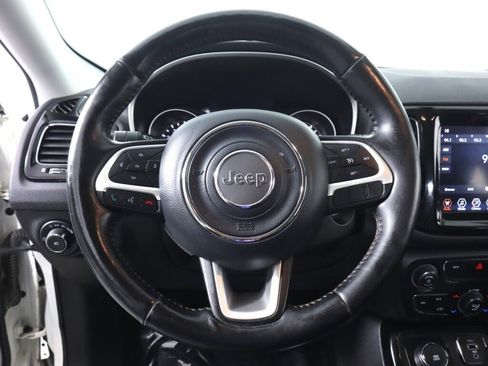 Used 2019 Jeep Compass Limited image 11