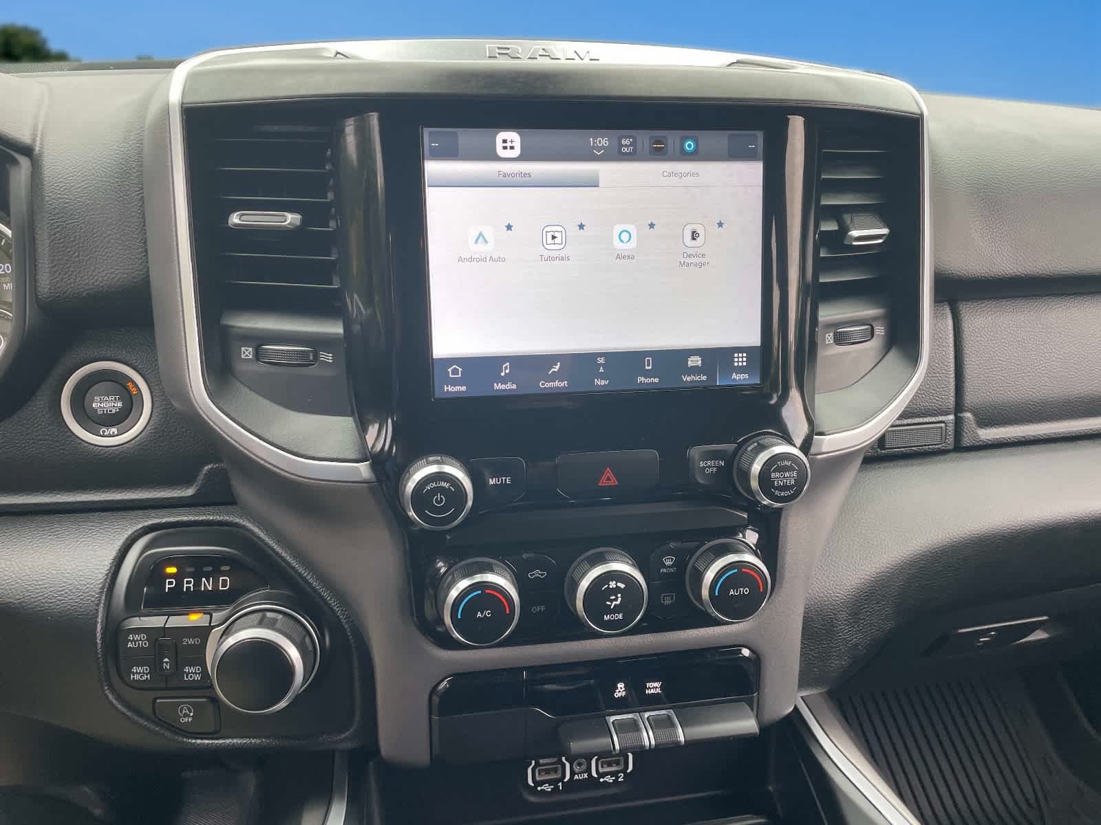 Used 2022 RAM 1500 Big Horn AWD/4WD image 25