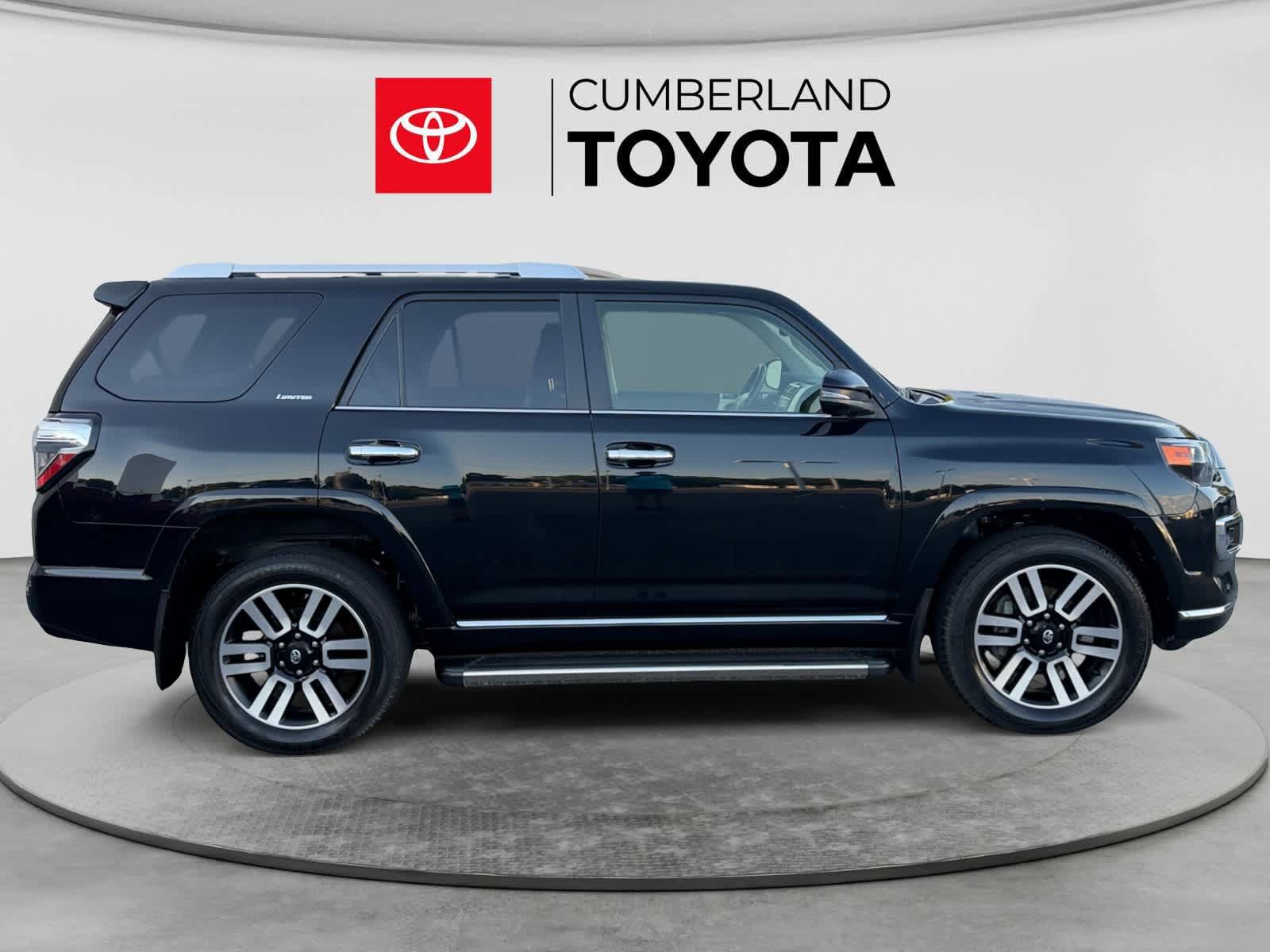 Used 2023 Toyota 4Runner Limited AWD/4WD image 6