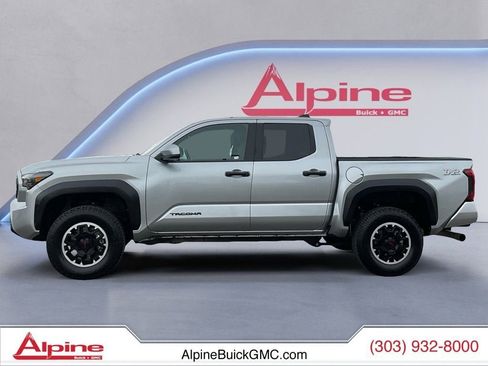Used 2024 Toyota Tacoma TRD Off-Road image 2