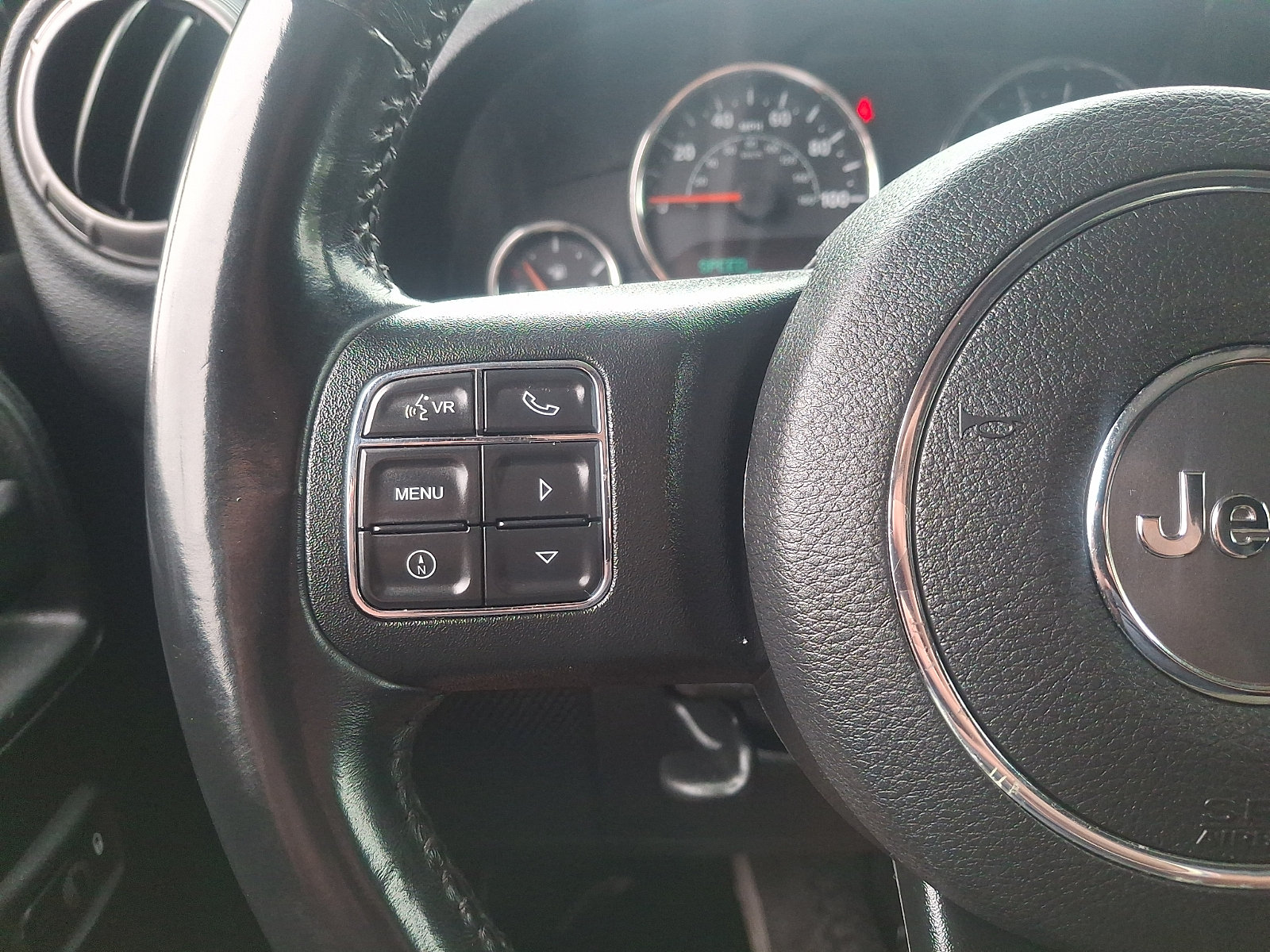 Used 2018 Jeep Wrangler Unlimited Sport S AWD/4WD image 19