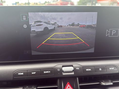 Used 2025 Kia K4 FWD image 16