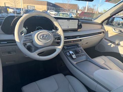 Used 2023 Hyundai Palisade Limited AWD/4WD image 29