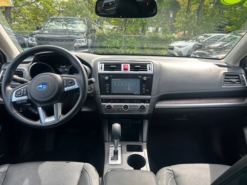 Used 2016 Subaru Outback 2.5i Limited AWD/4WD image 13