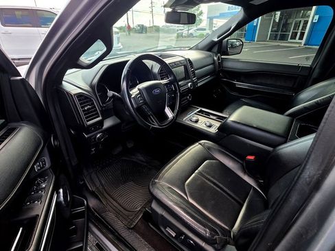 Used 2021 Ford Expedition Limited AWD/4WD image 22
