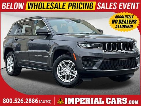 Used 2025 Jeep Grand Cherokee Laredo X w/ Trailer Tow Package image 1