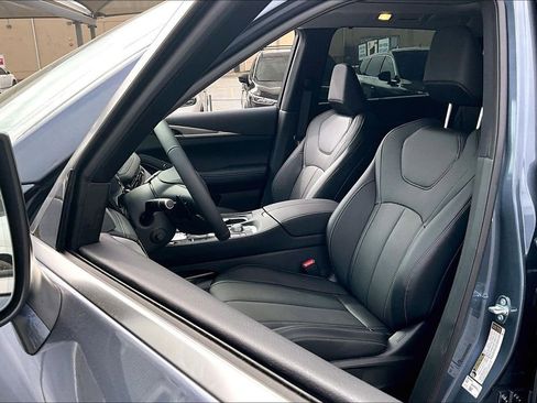 New 2026 INFINITI QX60 Luxe w/ Cargo Package FWD image 15