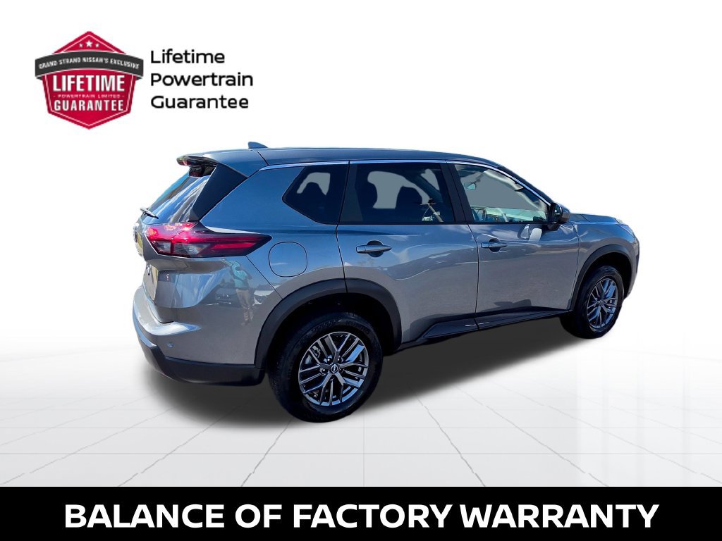 Certified 2026 Nissan Rogue SV FWD image 8