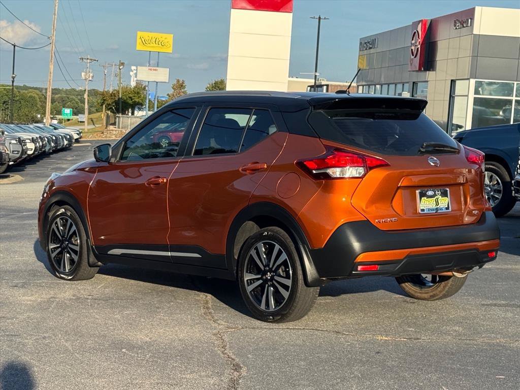 Used 2019 Nissan Kicks SR w/ SR Premium Package FWD image 5