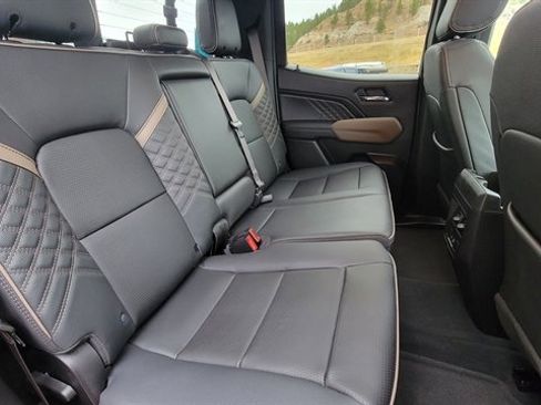 Used 2024 GMC Canyon Denali image 62