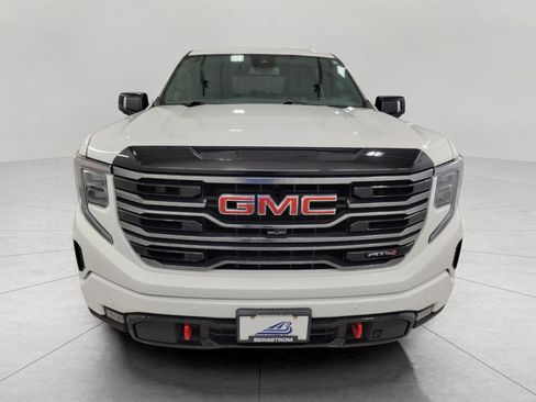 Used 2025 GMC Sierra 1500 AT4 w/ AT4 Preferred Package AWD/4WD image 15