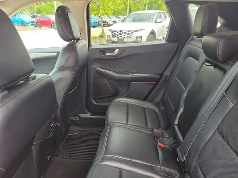 Used 2020 Ford Escape SEL FWD image 9