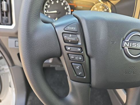 New 2025 Nissan Frontier SV AWD/4WD image 9