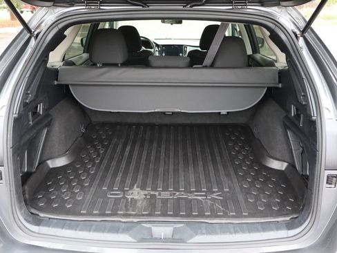 Used 2023 Subaru Outback Premium AWD/4WD image 14