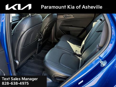 Certified 2023 Kia Sportage EX image 21