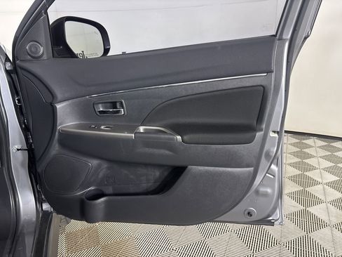Used 2020 Mitsubishi Outlander Sport SE FWD image 25