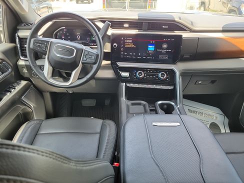 Certified 2024 GMC Sierra 2500 Denali w/ Denali Reserve Package AWD/4WD image 13