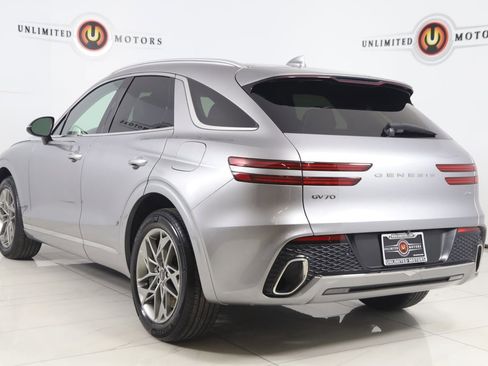 Used 2023 Genesis GV70 2.5T w/ Select Package AWD/4WD image 4