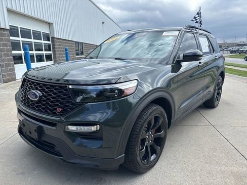 Certified 2024 Ford Explorer ST w/ Equipment Group 401A AWD/4WD image 5