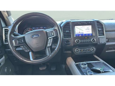 Used 2021 Ford Expedition Max Limited image 16