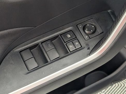 Used 2023 Toyota RAV4 LE AWD/4WD image 12