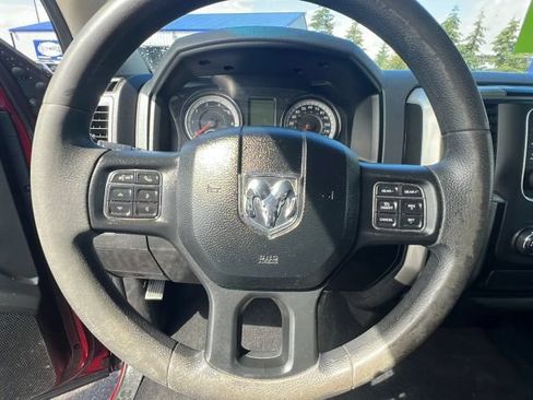 Used 2019 RAM 1500 Classic SLT AWD/4WD image 17