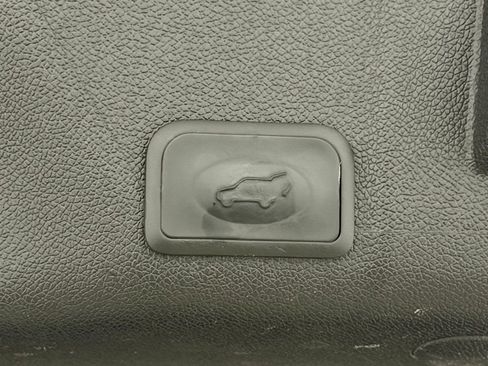 Used 2017 GMC Acadia Limited SLT image 15