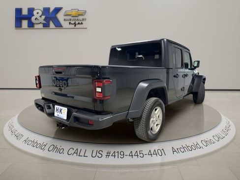 Used 2020 Jeep Gladiator Sport w/ Technology Group AWD/4WD image 6