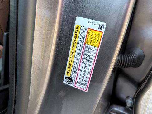 Used 2025 Acura MDX SH-AWD w/ Advance Package image 31