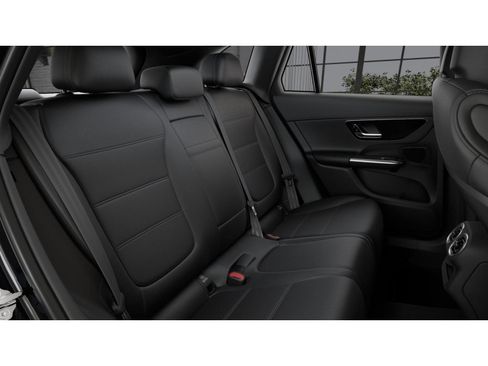 New 2026 Mercedes-Benz GLC 300 image 4