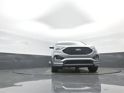 Certified 2020 Ford Edge ST image 34