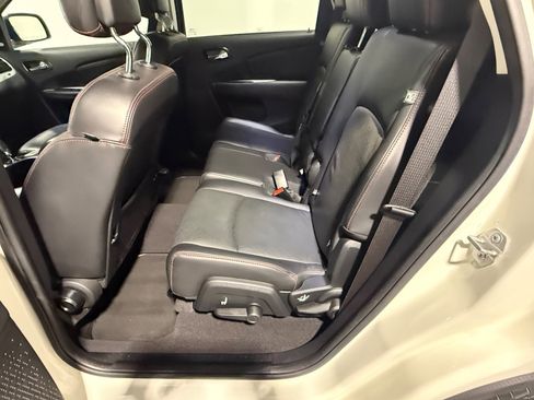 Used 2018 Dodge Journey GT AWD/4WD image 34