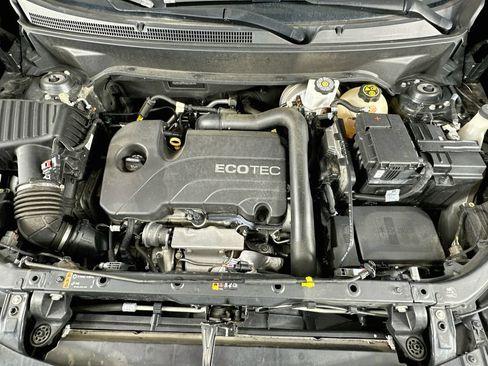 Used 2018 Chevrolet Equinox LT FWD image 31