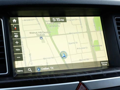 Used 2017 Genesis G80 3.8 w/ Option Group 03 image 23