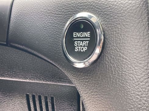 Used 2024 Ford Edge SEL image 24