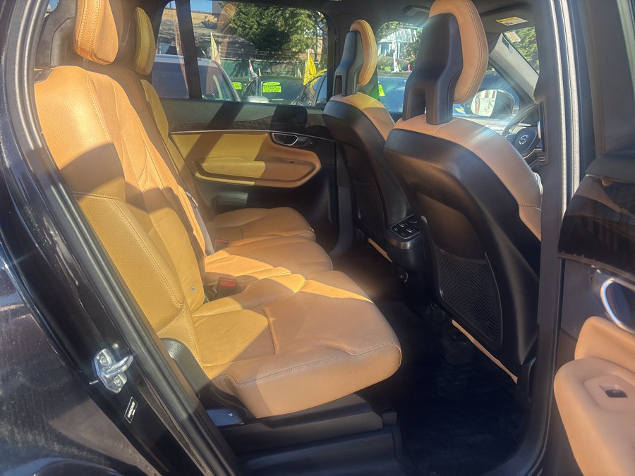 Used 2018 Volvo XC90 T5 Momentum w/ Convenience Package AWD/4WD image 28