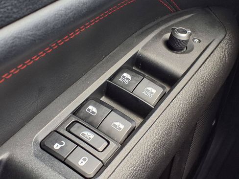 Used 2023 Jeep Compass Trailhawk AWD/4WD image 19