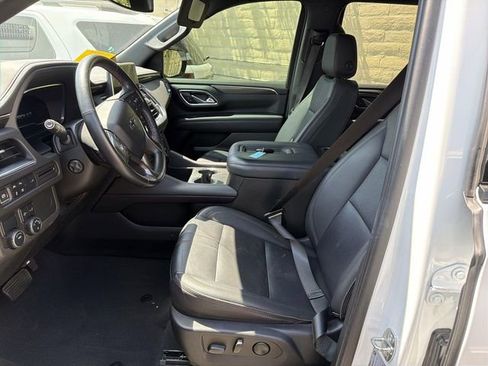 Used 2022 Chevrolet Tahoe RST w/ Luxury Package RWD image 7