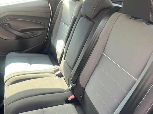 Used 2015 Ford C-MAX SE w/ Interior Protection Package image 9