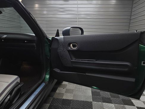 Used 2025 MINI Cooper S FWD image 30