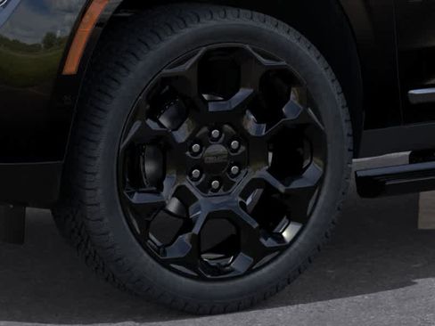 New 2026 GMC Yukon Denali Ultimate AWD/4WD image 10