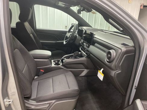 Used 2026 Chevrolet Colorado W/T w/ WT Custom Package image 20