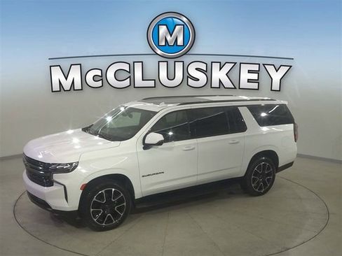 Certified 2022 Chevrolet Suburban RST w/ Sport Performance Package image 1