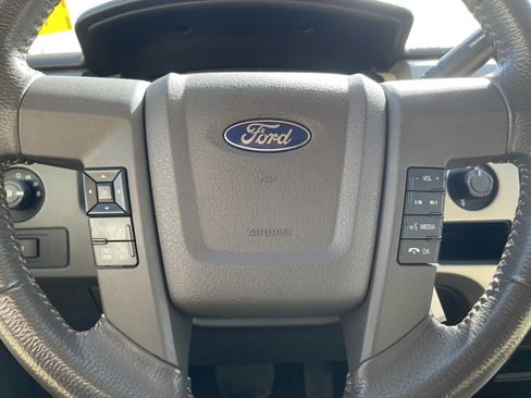Used 2011 Ford F150 XLT w/ XLT Convenience Pkg image 14