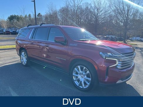Used 2021 Chevrolet Suburban High Country image 5