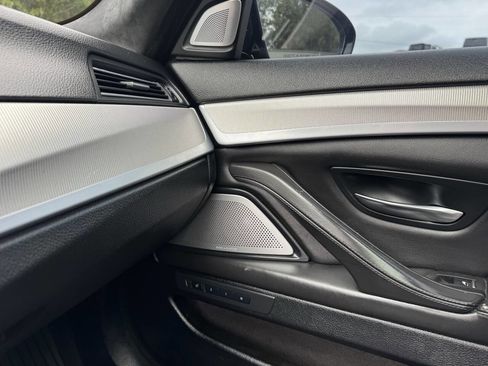 Used 2014 BMW M5 image 16