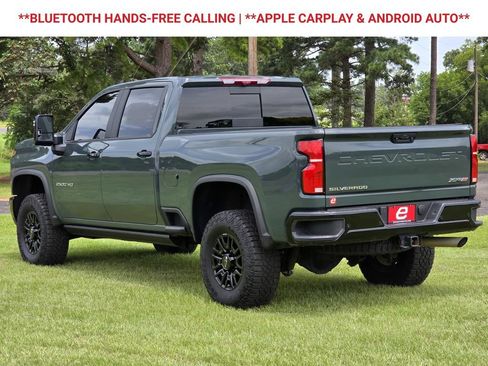 Used 2025 Chevrolet Silverado 2500 ZR2 w/ Technology Package AWD/4WD image 6